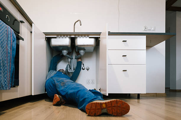 Professional Leak Detection technician working in Denton, MD